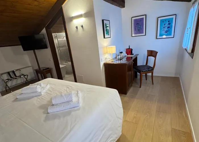 Alloggi Marinella Pensjonat