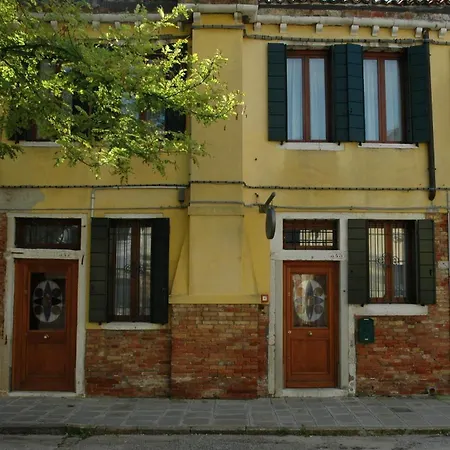 Πανσιόν Alloggi Marinella