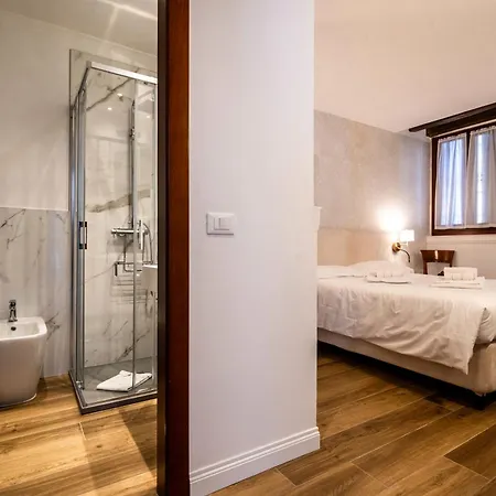 Alloggi Marinella 3* Venecia